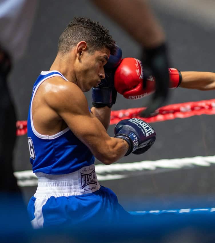 Bloqueo defensa de boxeo